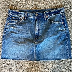 GAP Icon Denim Mini Skirt